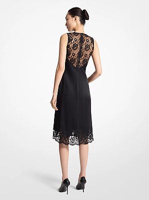 Kleid aus Charmeuse-Satin mit Spitzeneinsatz