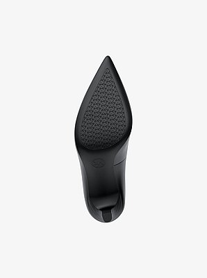 Willa Flex Pump