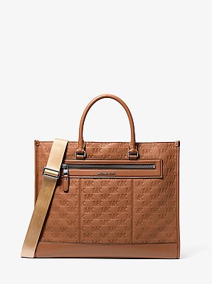Jet Set Logo Embossed Leather Tote Bag