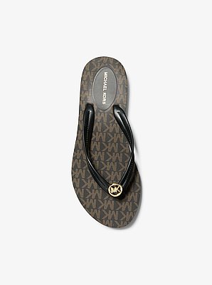 Flip-Flop Posie mit Signature-Logomuster
