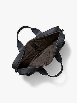 Mallette Pacey avec poche de taille moyenne &agrave; logo Signature