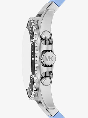 Reloj Everest oversize en tono plateado con correa de silicona