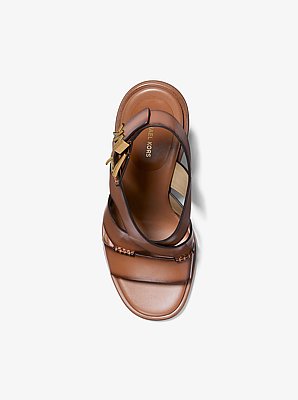 Sandale Raven aus poliertem Leder mit Blockabsatz