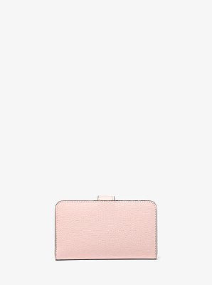 Billetera plegable Jet Set Travel mediana de piel granulada