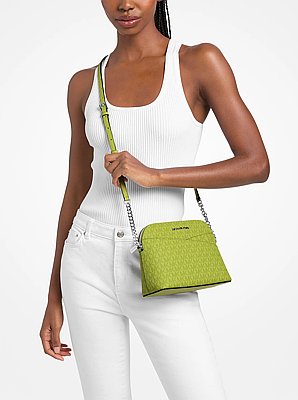 Jet Set Travel Medium Logo Dome Crossbody Bag