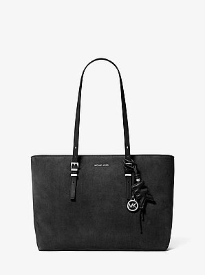 Breloque de sac logo en cuir rembourr&eacute;