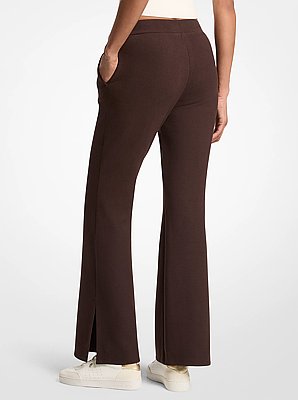 Pantalon &eacute;vas&eacute; en tricot