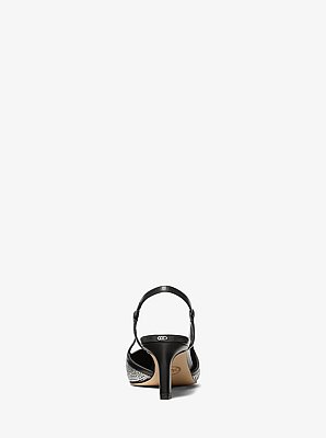 Zapato de sal&oacute;n Alora con adornos y tal&oacute;n descubierto