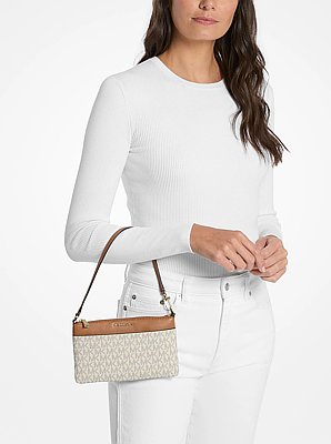 Jet Set Medium Signature Logo Wristlet