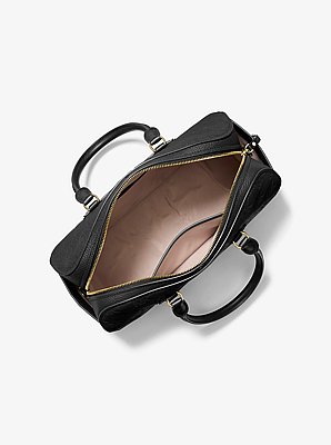 Umh&auml;ngetasche Jet Set Travel Medium aus Leder mit Logopr&auml;gung