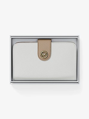 Mittelgro&szlig;e Brieftasche aus gekrispeltem Leder in Blockfarben mit MK&nbsp;Pop-Detail