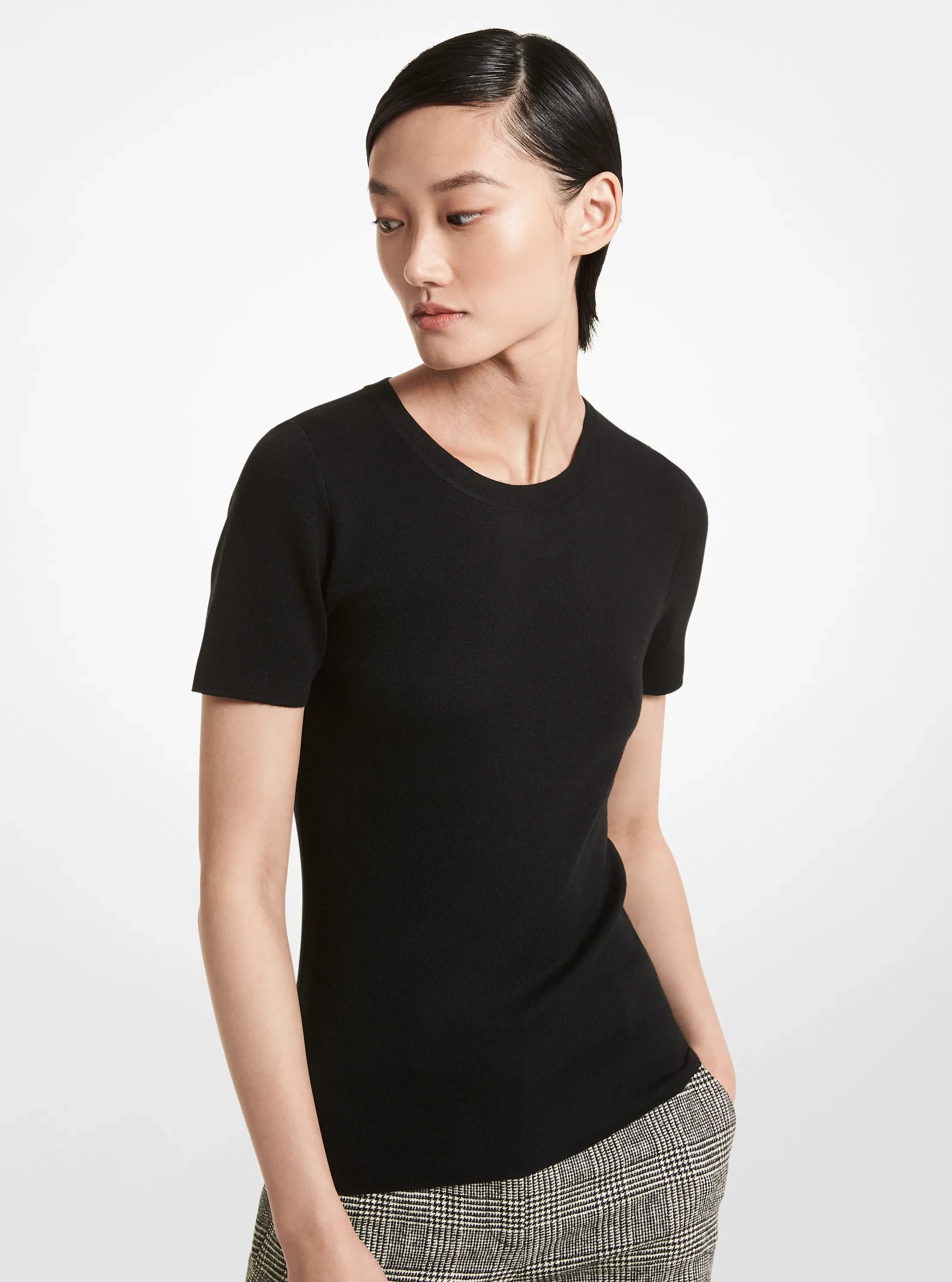 Женский свитер Michael Kors Cashmere Short-Sleeve Sweater, цвет: Чёрный
