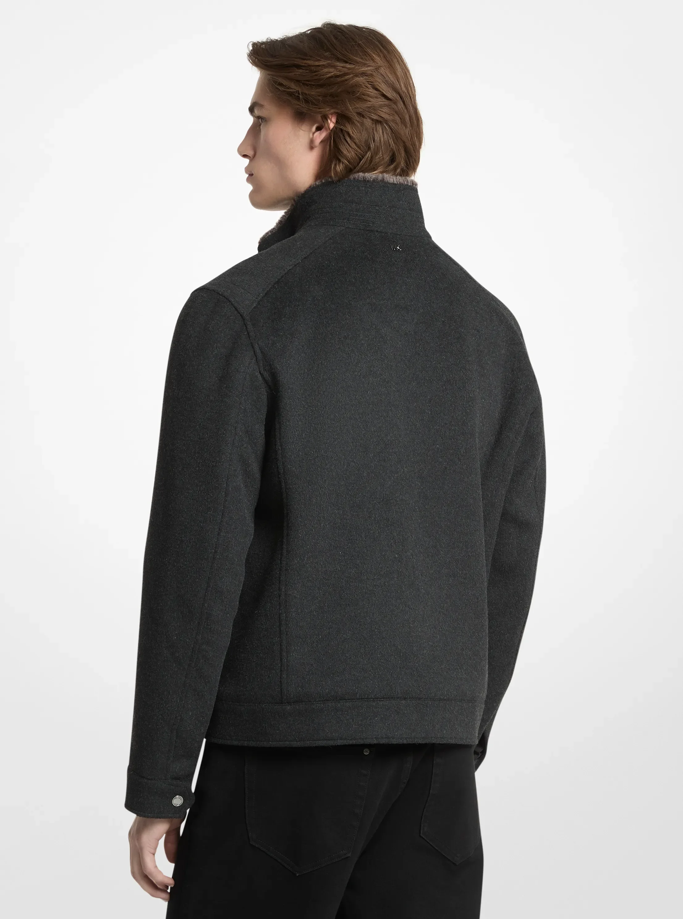 Мужская куртка Michael Kors • Jacket <br/>• Knit/faux fur <br/>• 90% polyester/10% wool <br/>• Trim: 100% polyester <br/>• Lining: 100% polyester <br/>• Zip fastening <br/>• Dry clean <br/>• Imported <br/>• Model is 6’3”/190 cm wearing size M, цвет: Угольный — фото 2