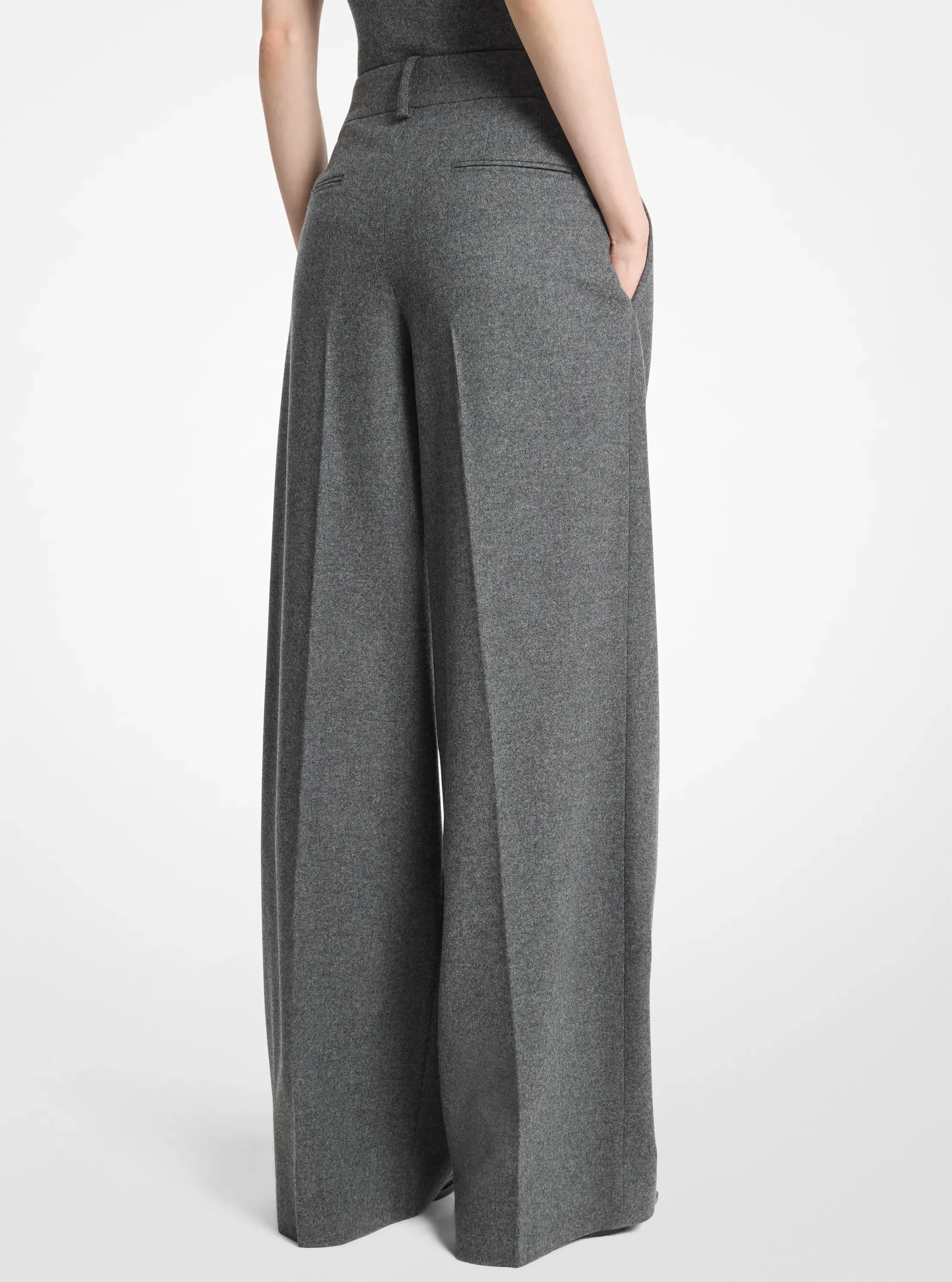Женские брюки Michael Kors Pleated Wool Flannel Slouch Trousers — фото 2