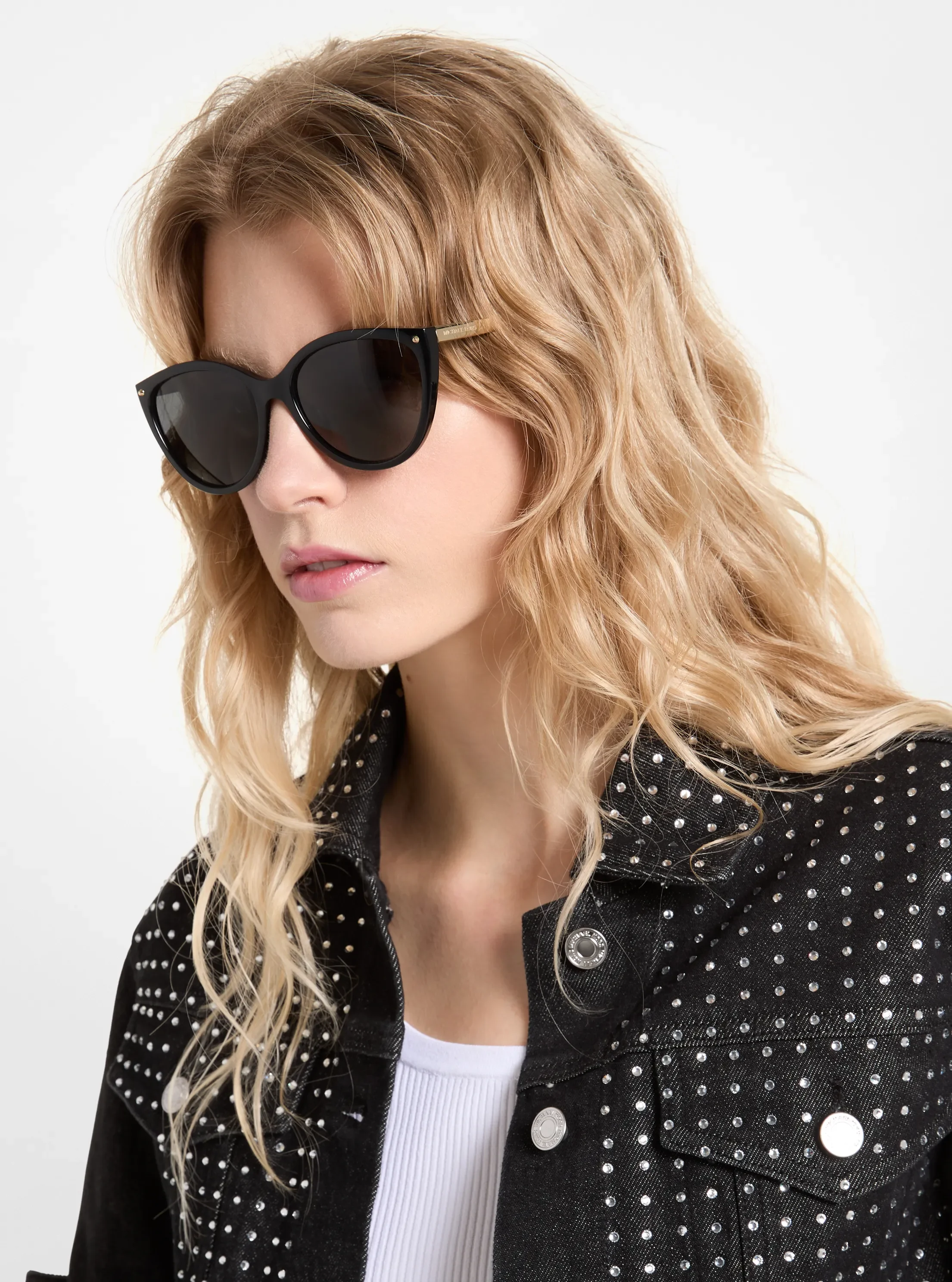 Солнцезащитные очки Michael Kors Lima Sunglasses, цвет: Чёрный — фото 3