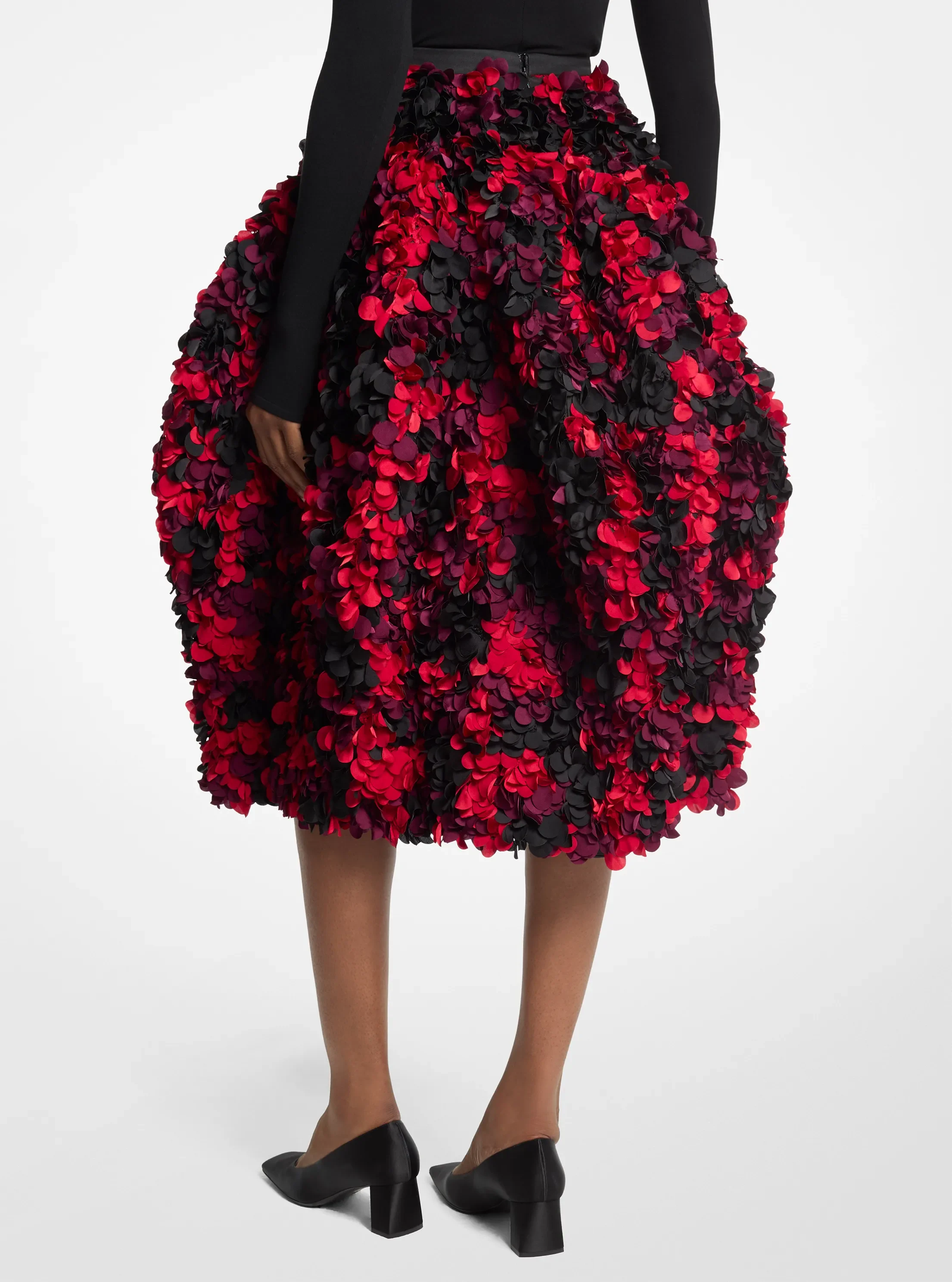 Michael Kors Hand-Embroidered Petal Silk-and-Wool Mikado Skirt — фото 2