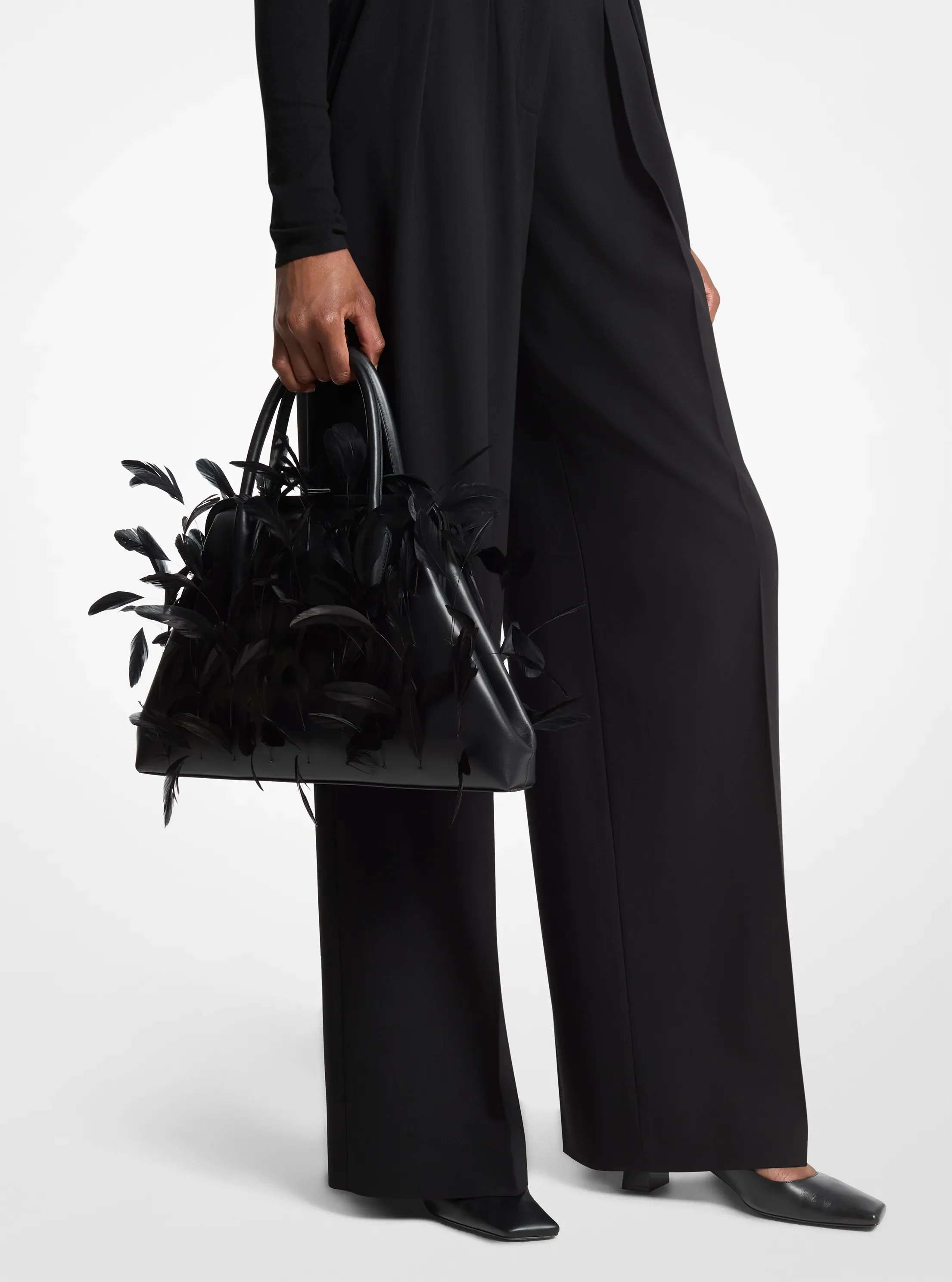 Женские сумки Michael Kors Sofia Large Hand-Embroidered Feather Leather Frame Satchel — фото 4