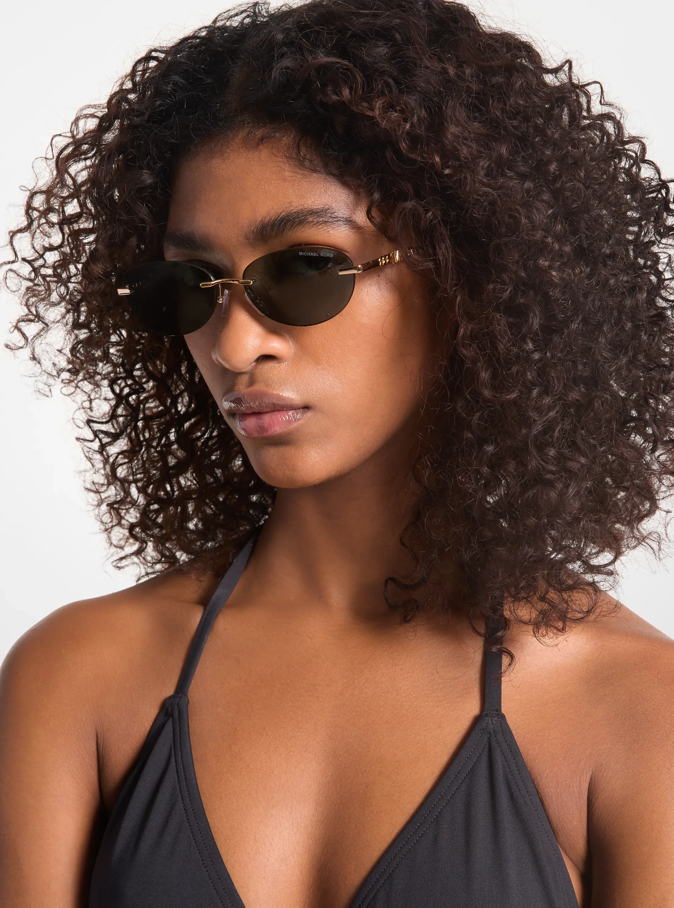Женские солнцезащитные очки Michael Kors Manchester Sunglasses — фото 3