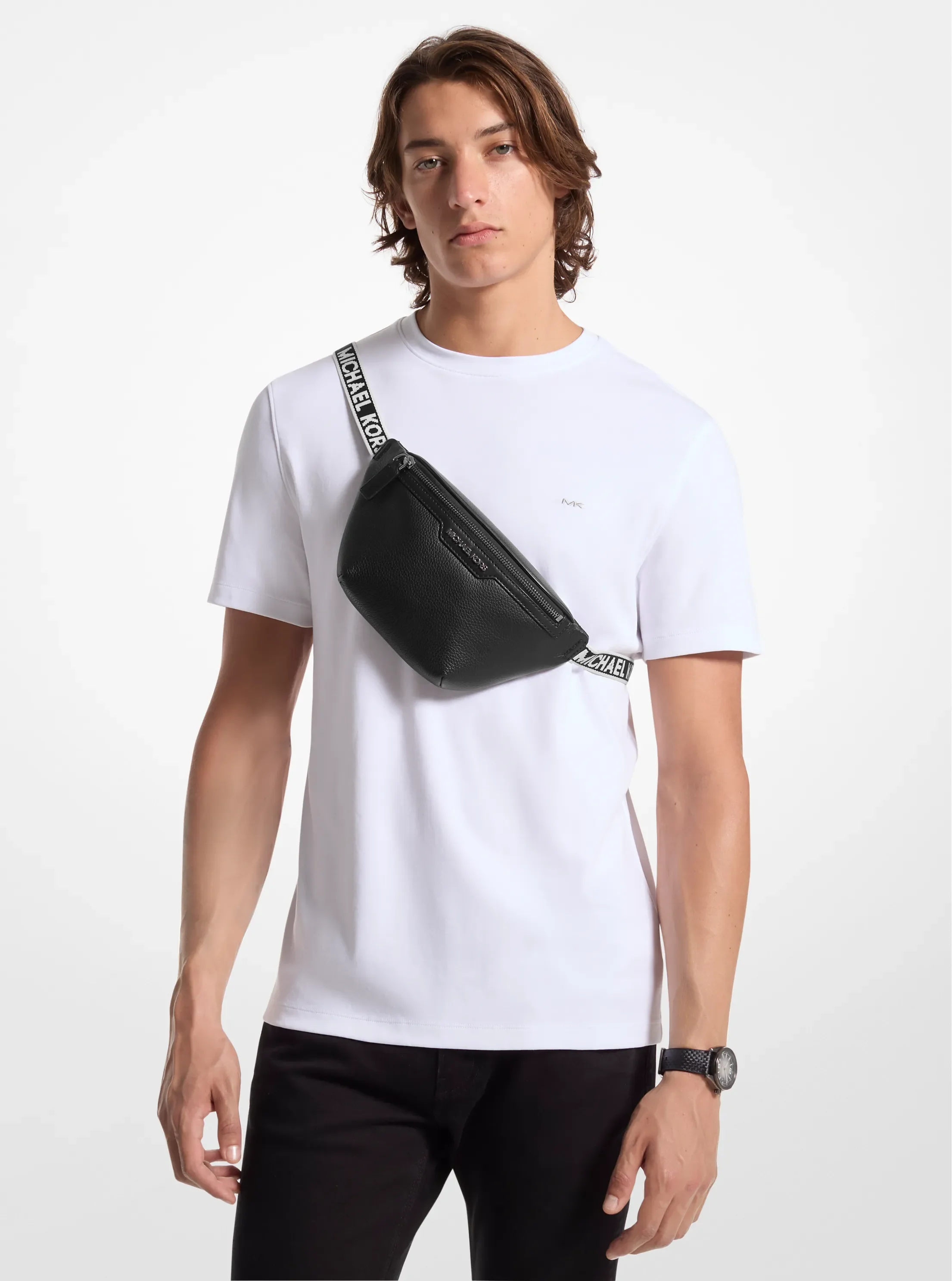 Сумка Michael Kors Cooper Small Leather Sling Pack, цвет: Чёрный — фото 3