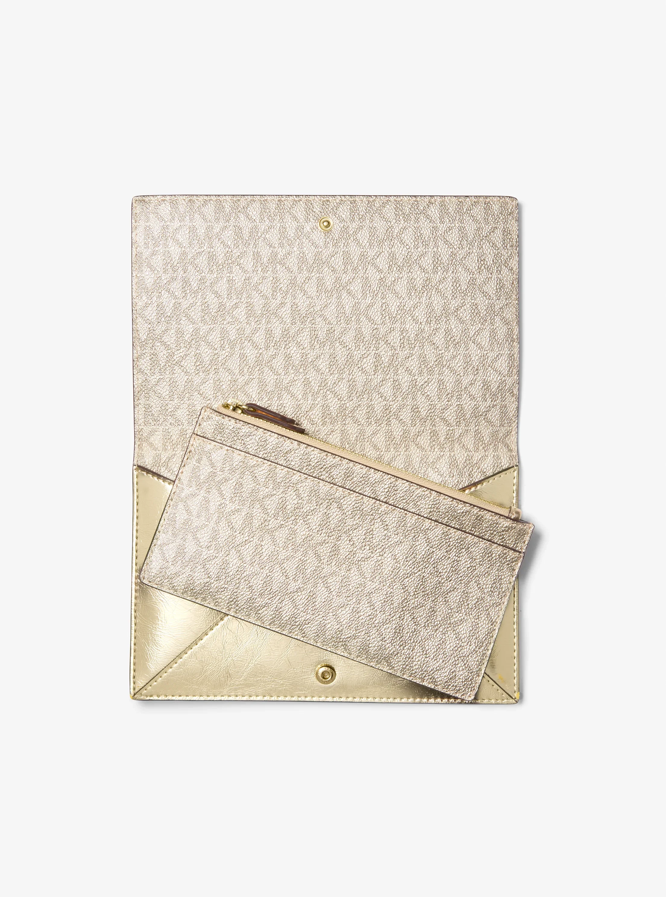 Женская сумка Michael Kors Jet Set Travel Small Metallic and Signature Logo 2-in-1 Clutch, цвет: Бледный золотой — фото 5