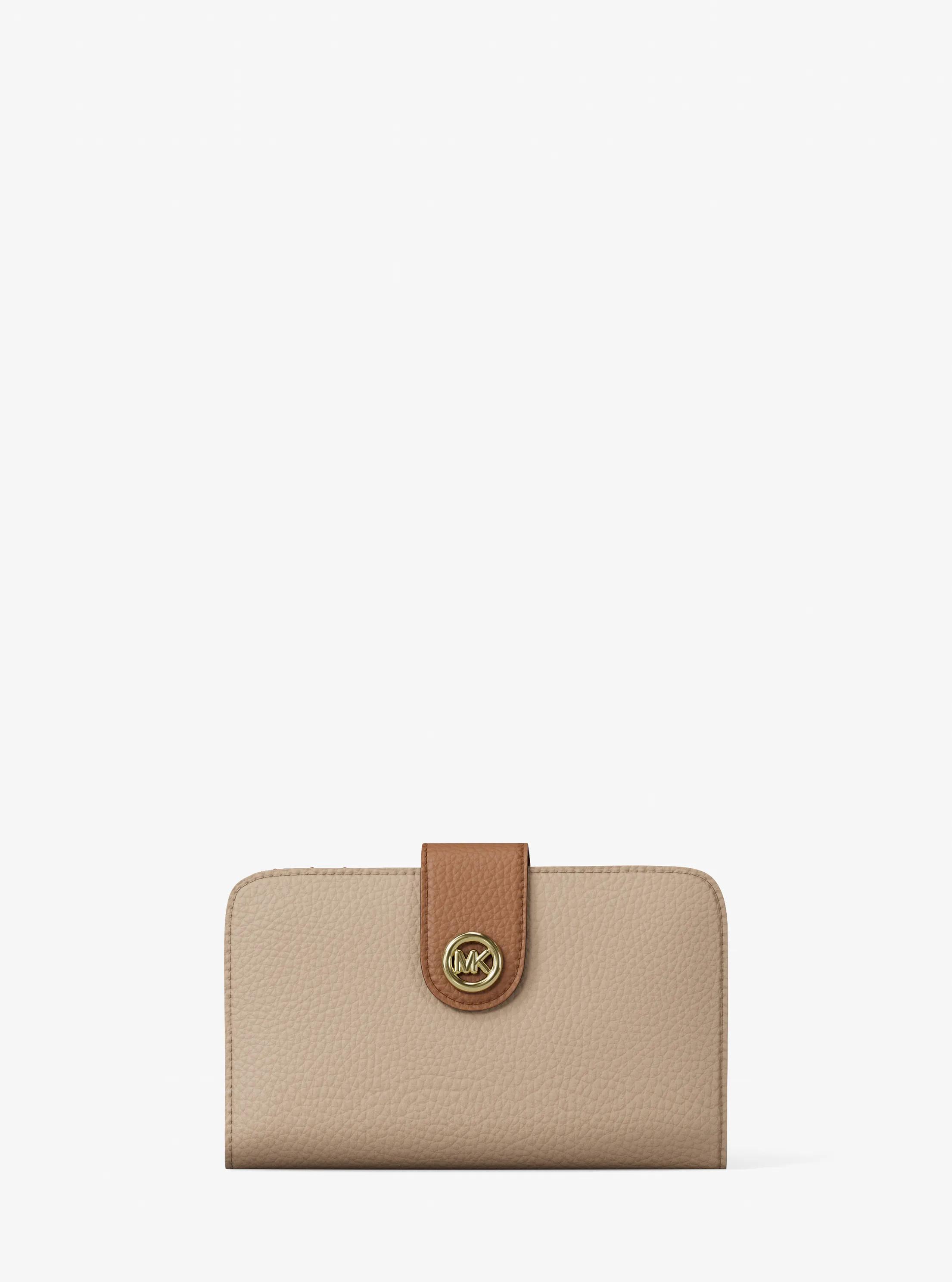 MK Portefeuille de taille moyenne en cuir grainé à couleurs contrastées à logo et à breloque MK Pop - Naturel - Michael Kors