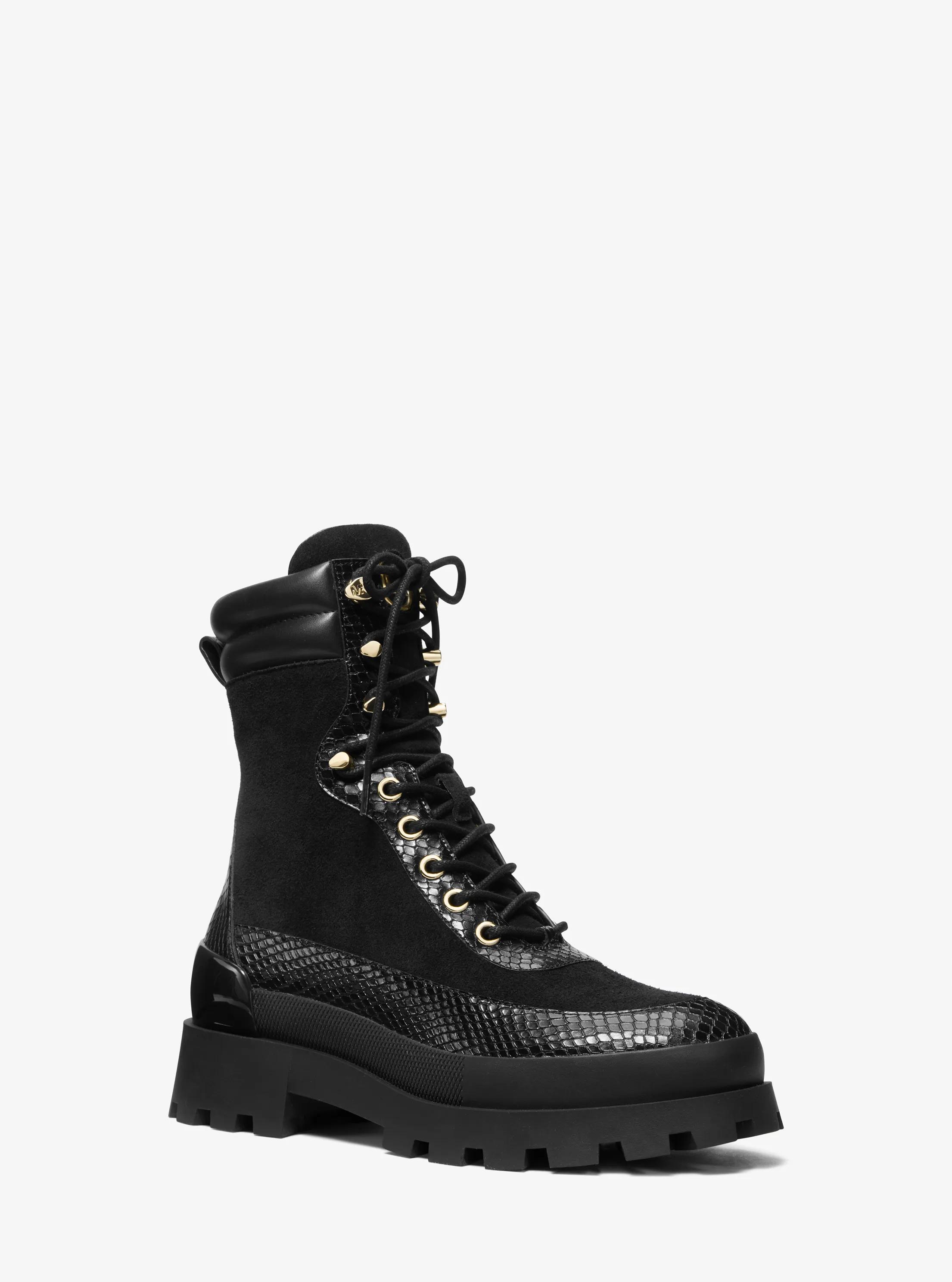 Bota Rowan de ante y piel con motivo de serpiente en relieve