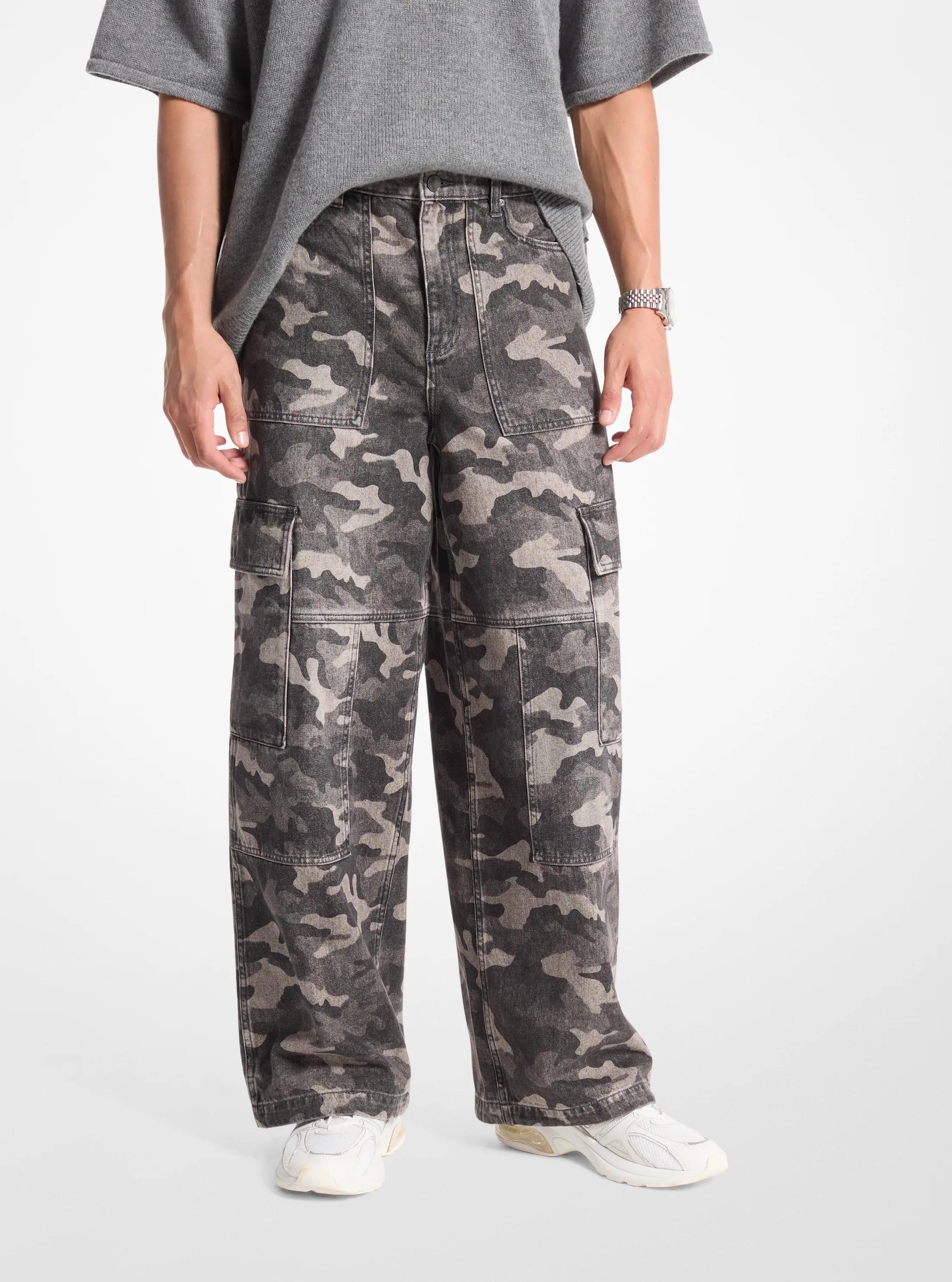 Jean cargo en denim camouflage