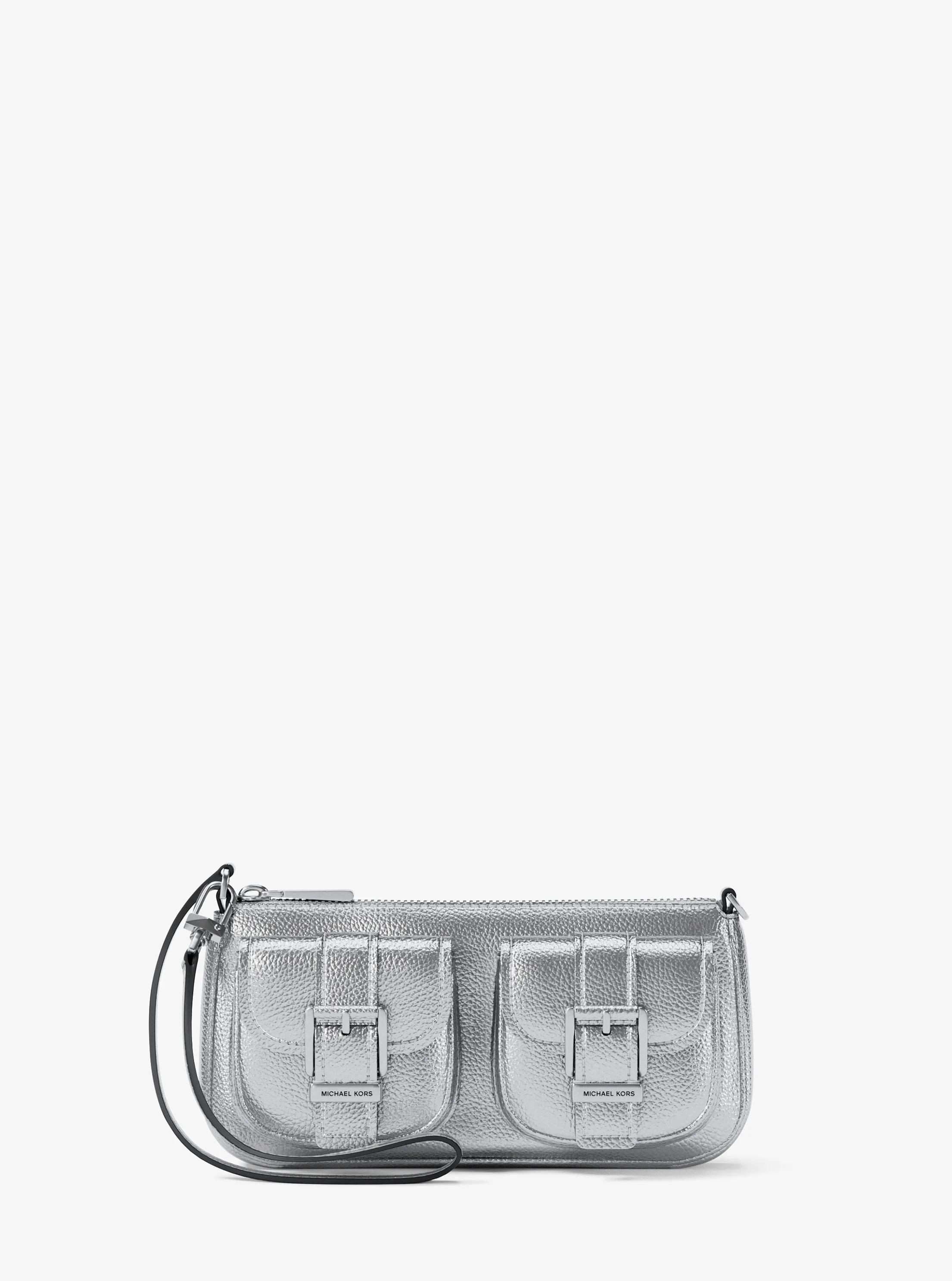 Pochette Zoe peque&ntilde;o de piel metalizada in PLATEADO | Michael Kors