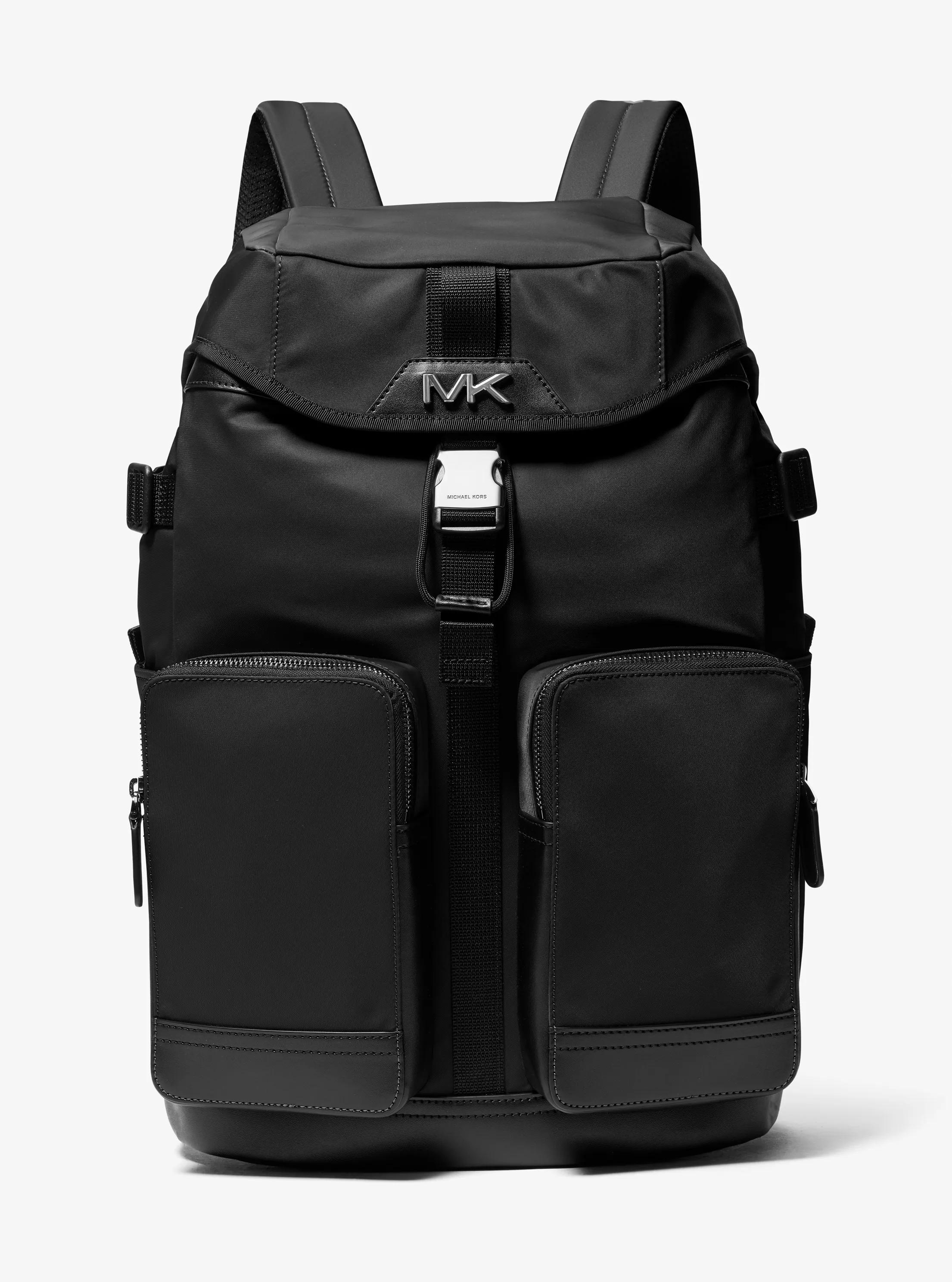 MK Sac à dos Brooklyn en nylon recyclé avec poches cargo - Noir - Michael Kors