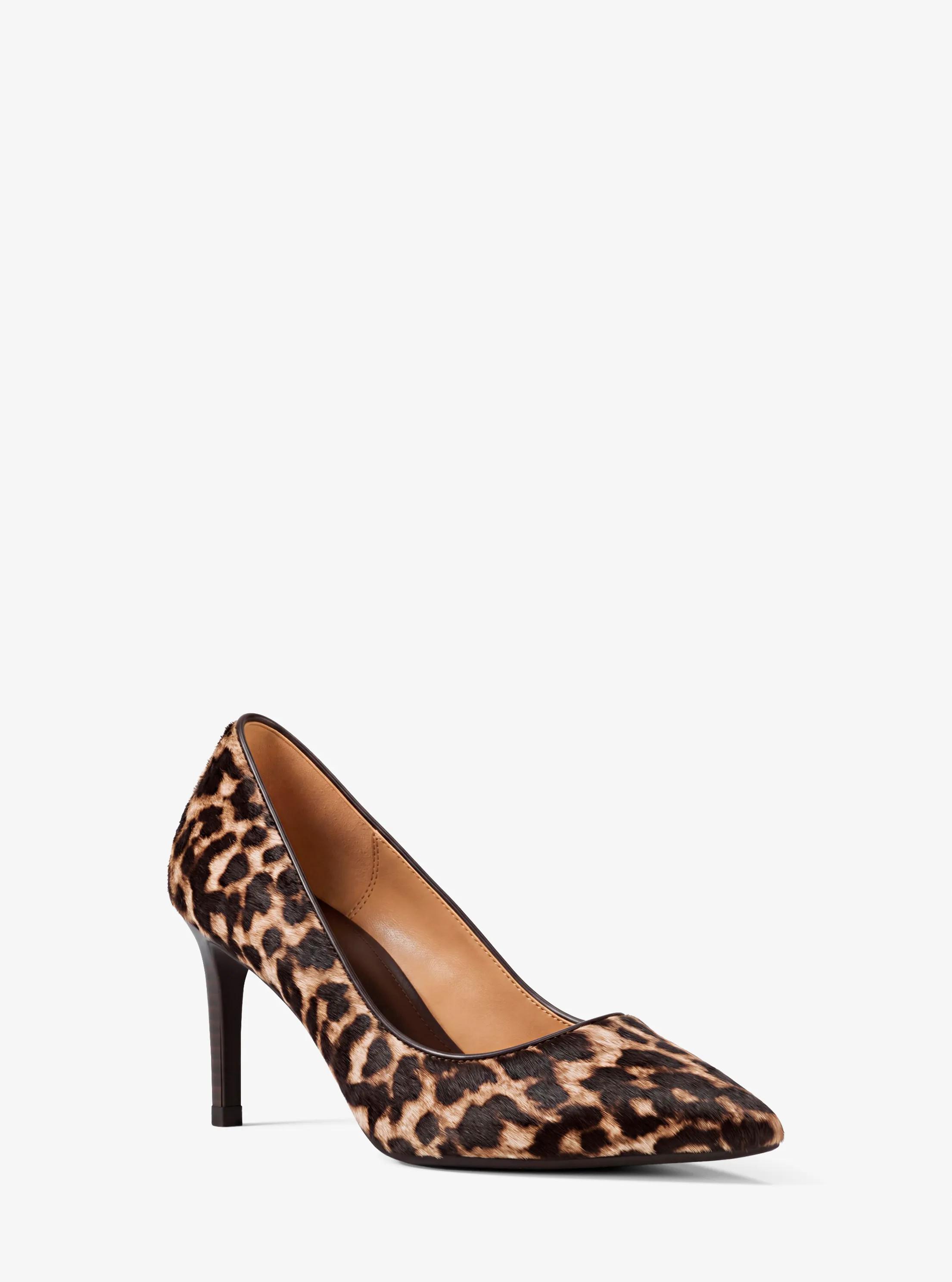 MK Escarpin Alina Flex en poils de vachette à imprimé léopard - Marron - Michael Kors